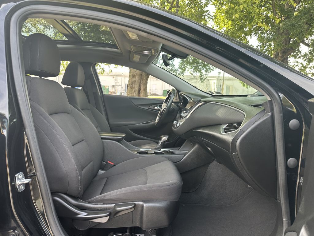 2021 Chevrolet Malibu Image 14