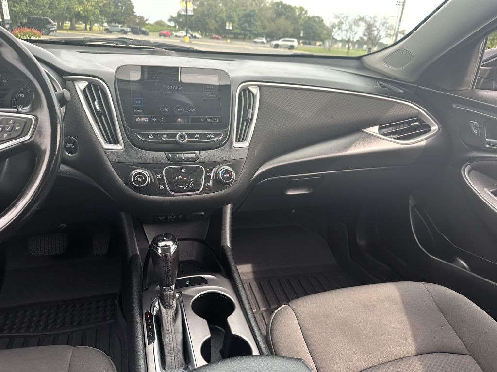 2020 Chevrolet Malibu Image 11