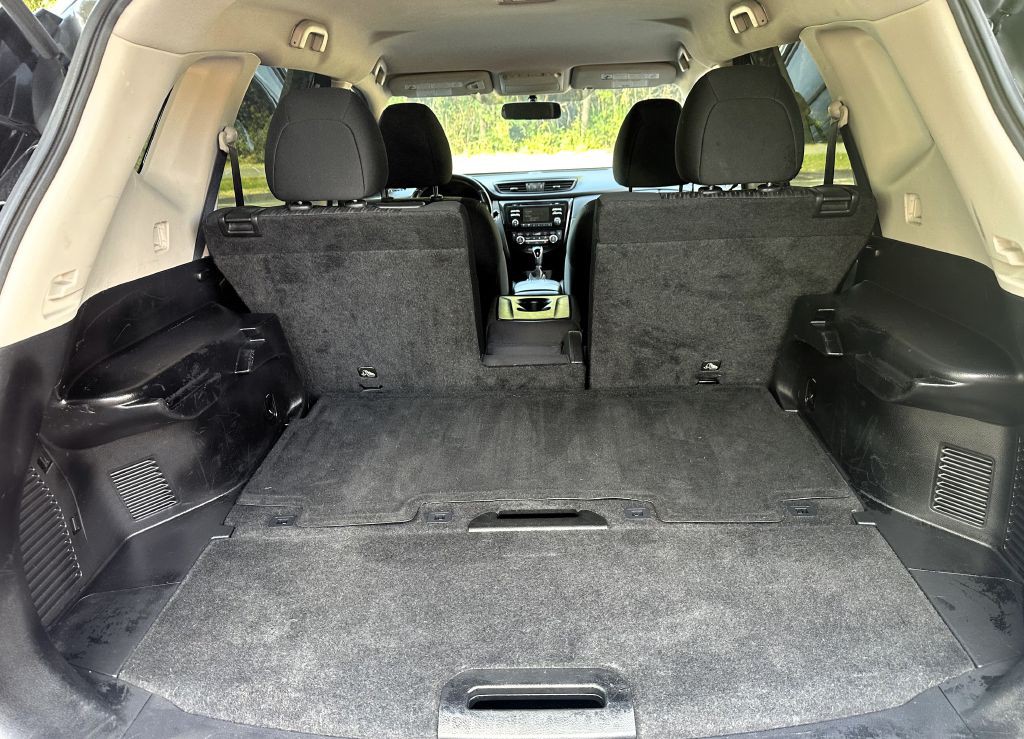 2017 Nissan Rogue Image 19
