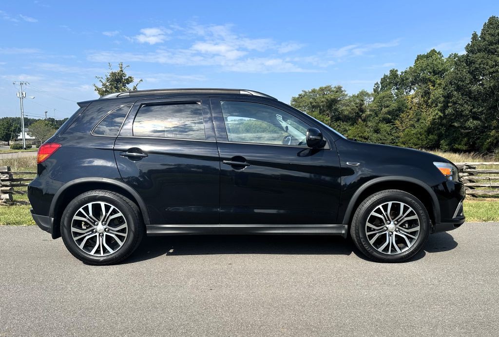 2019 Mitsubishi Outlander Image 5
