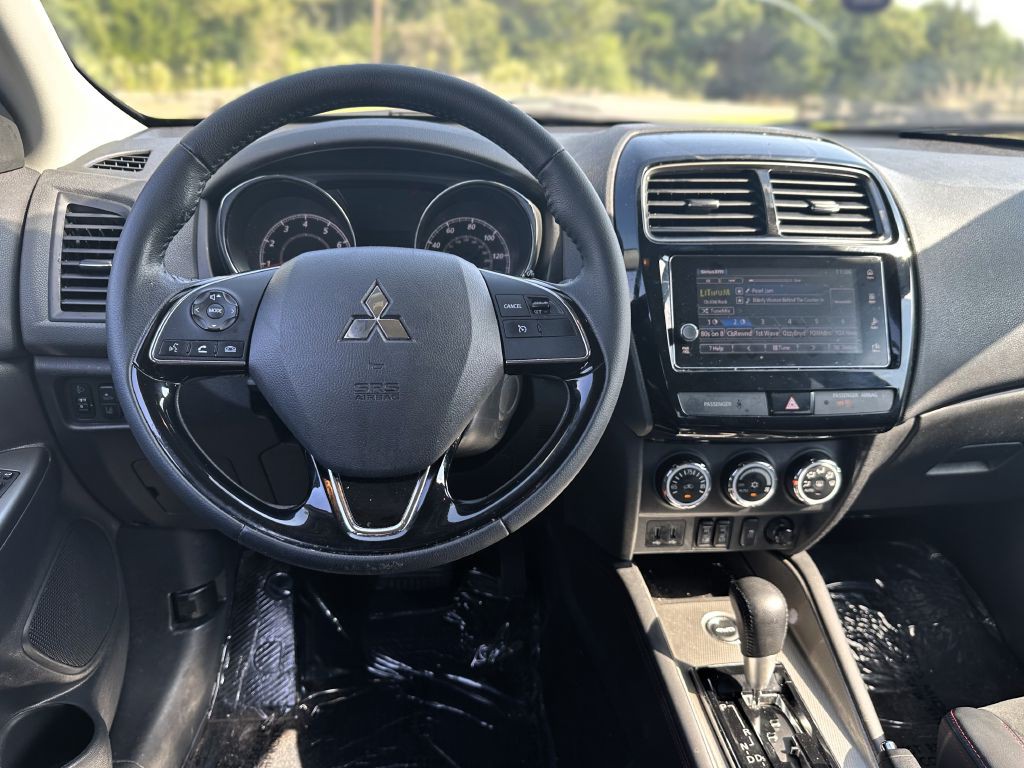 2019 Mitsubishi Outlander Image 7