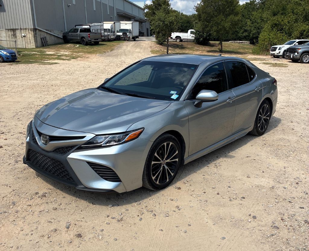 2019 Toyota Camry SE