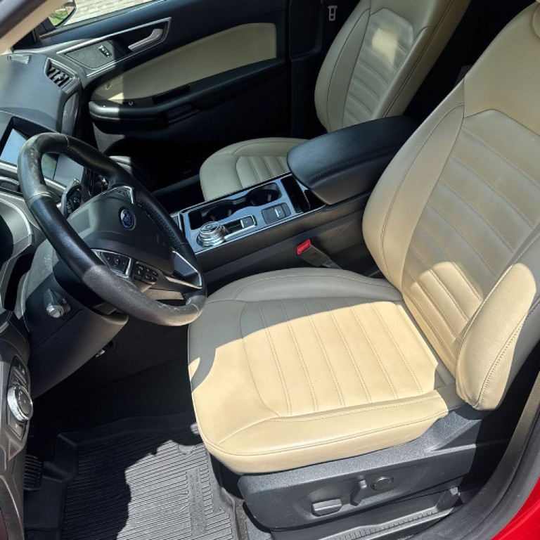 2020 Ford Edge Image 5