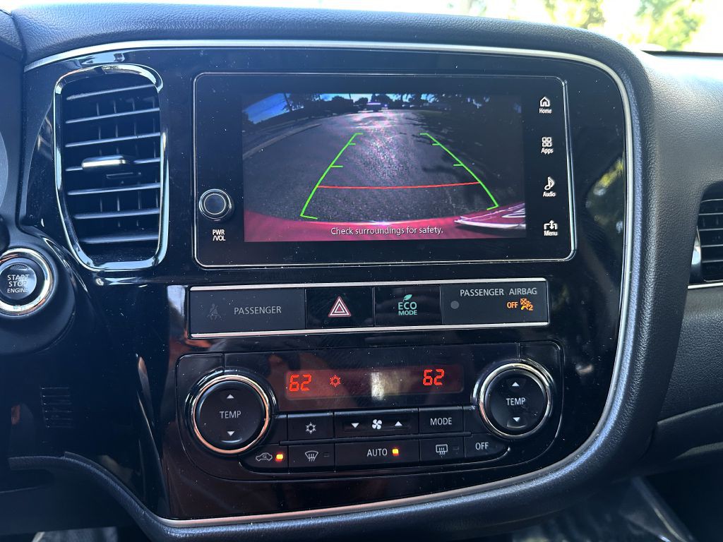 2019 Mitsubishi Outlander Image 15