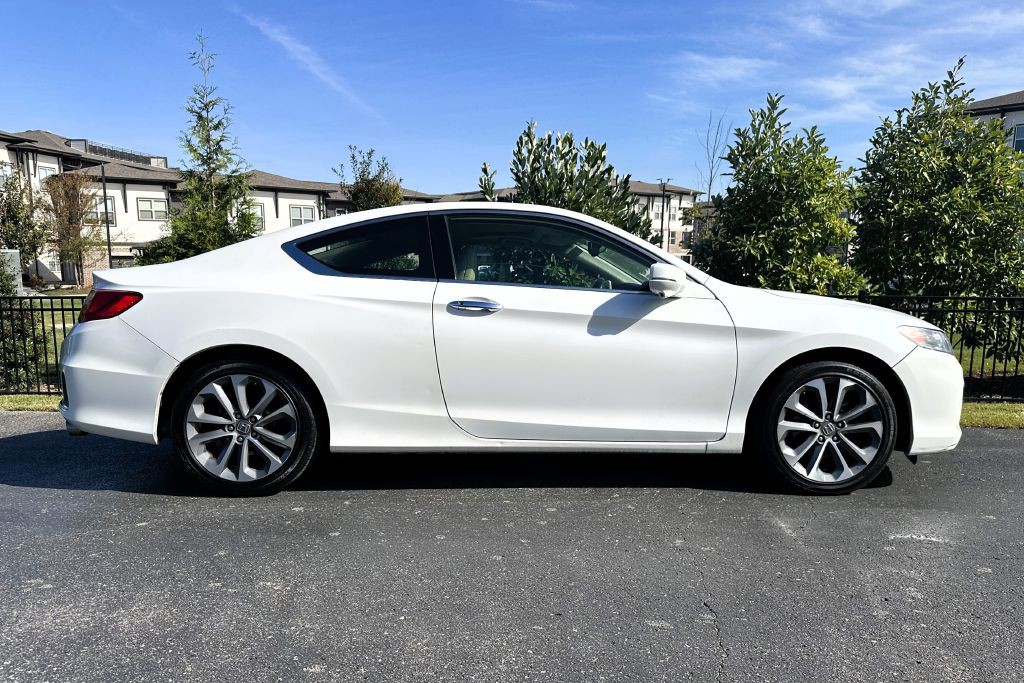 2015 Honda Accord Image 5