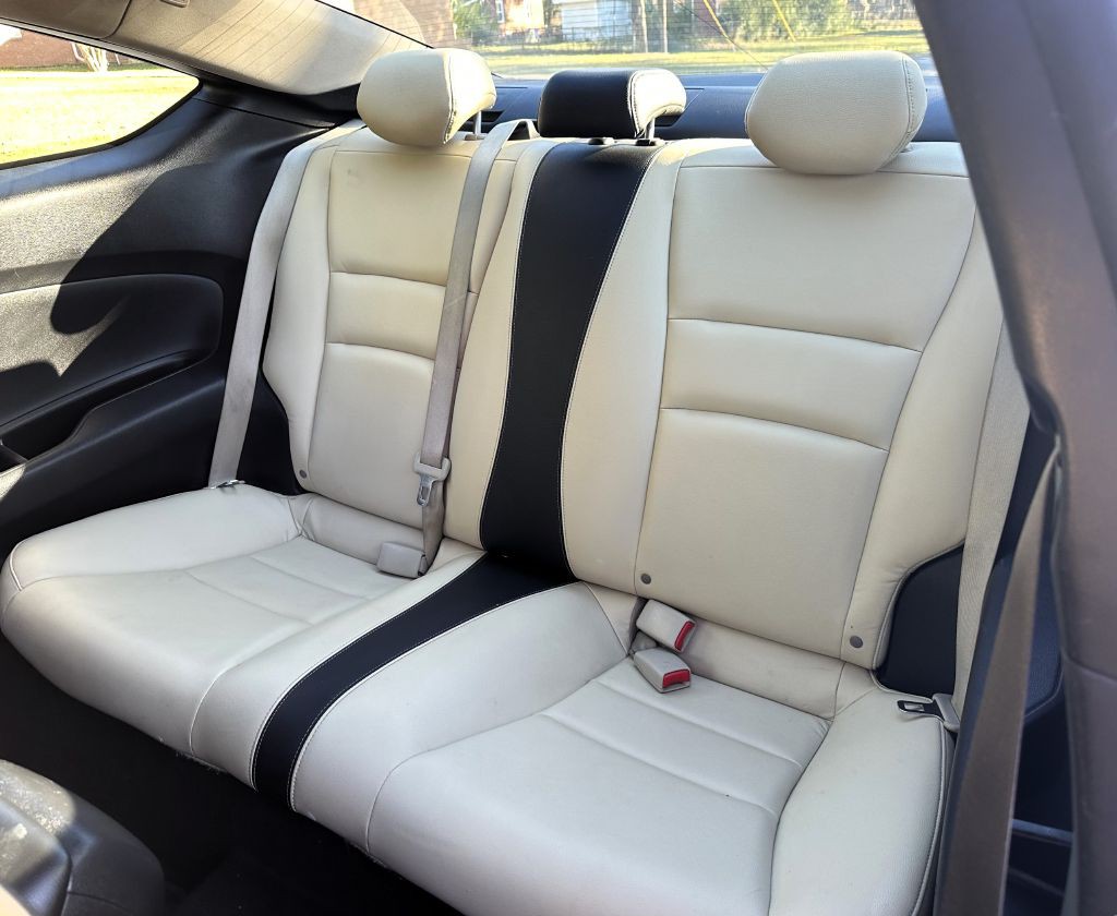 2015 Honda Accord Image 9