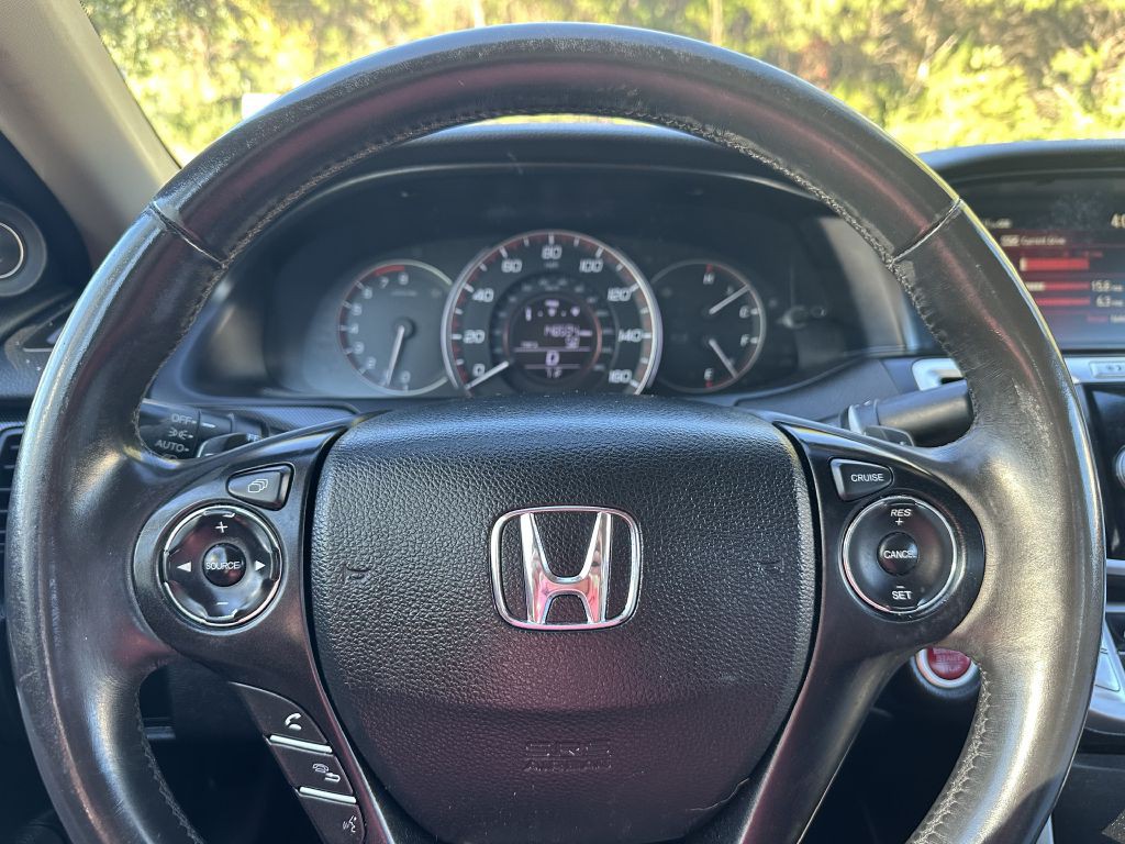 2015 Honda Accord Image 12