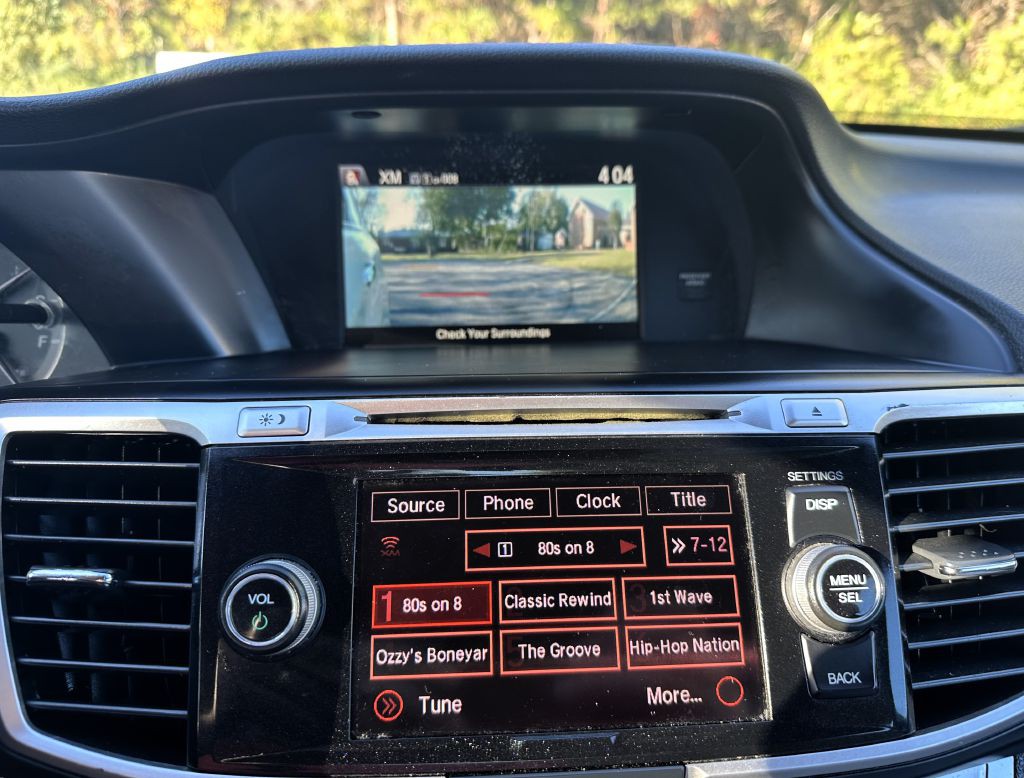 2015 Honda Accord Image 13