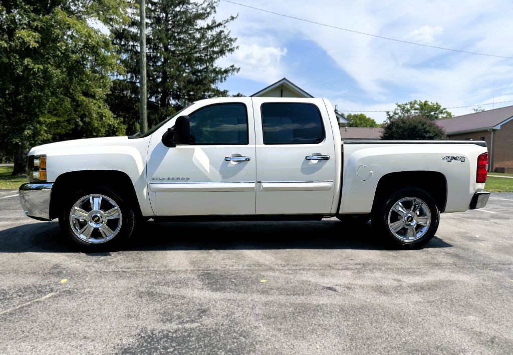 2013 Chevrolet Silverado 1500 Image 2
