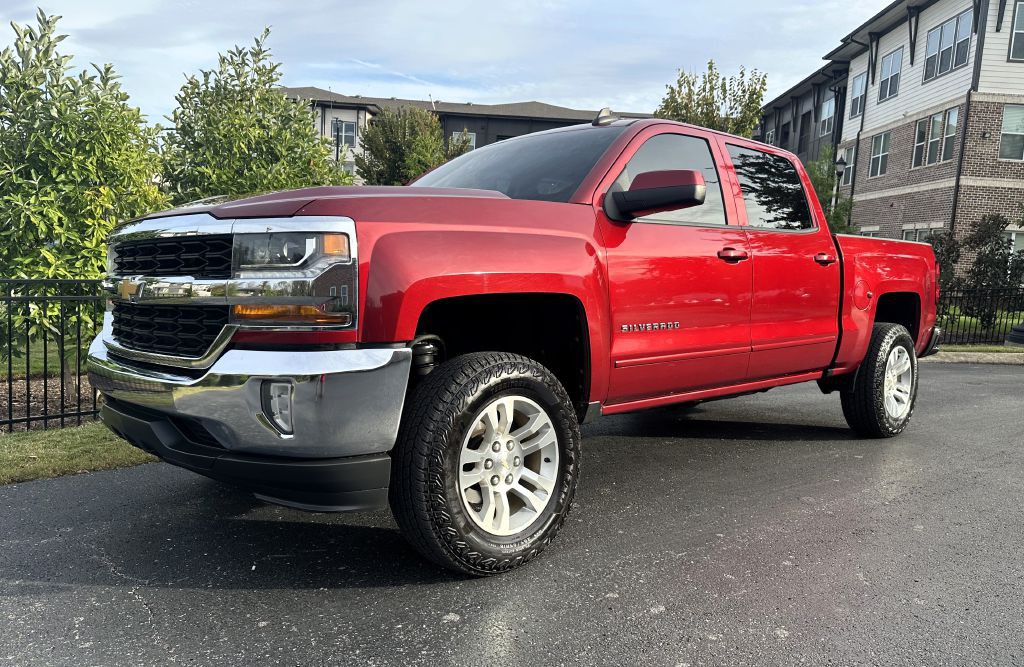 2018 Chevrolet Silverado 1500 Image 1