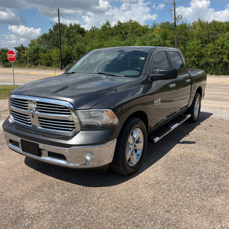 2018 RAM 1500 SLT