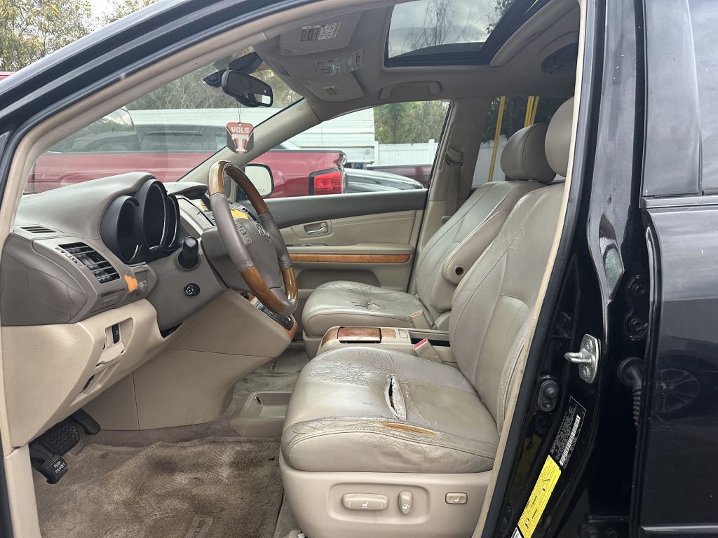 2005 Lexus RX 330 Image 2