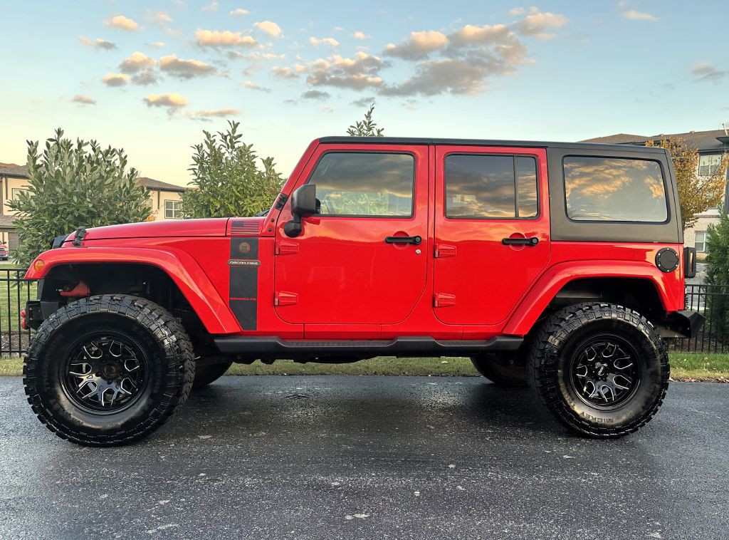 2017 Jeep Wrangler Unlimited Image 2