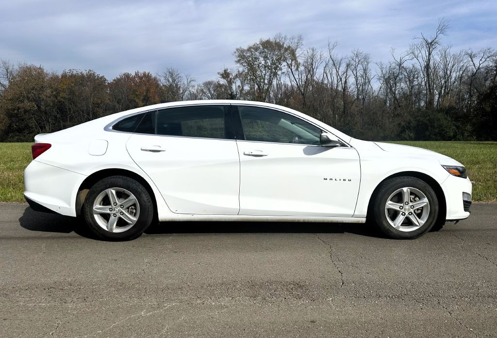 2021 Chevrolet Malibu Image 5