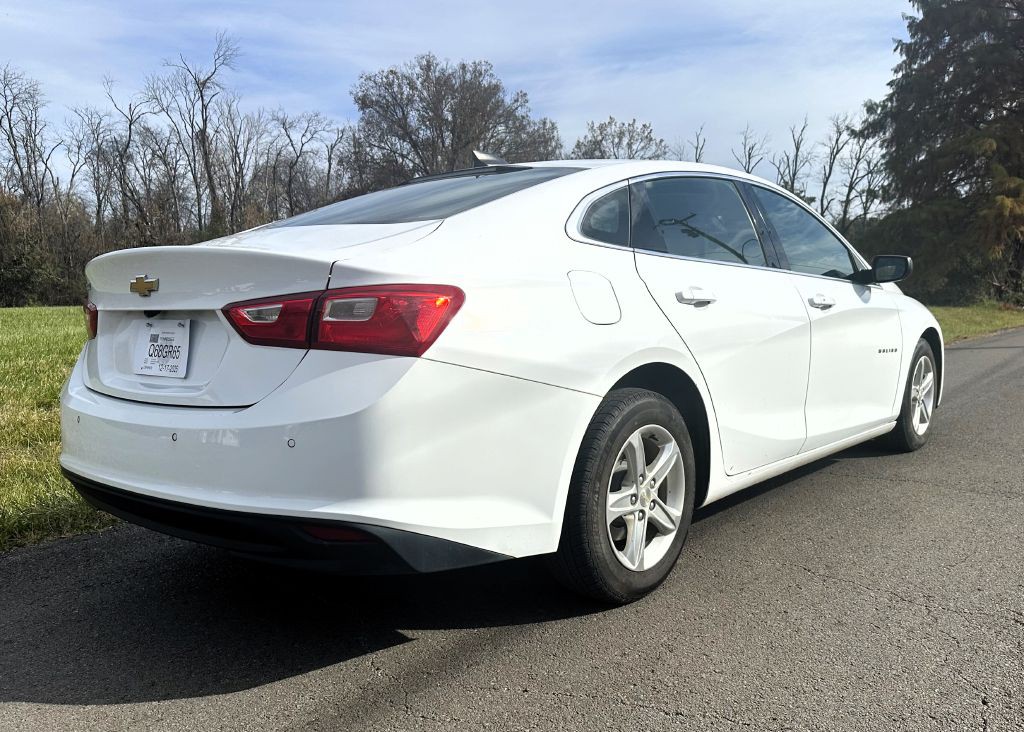 2021 Chevrolet Malibu Image 6