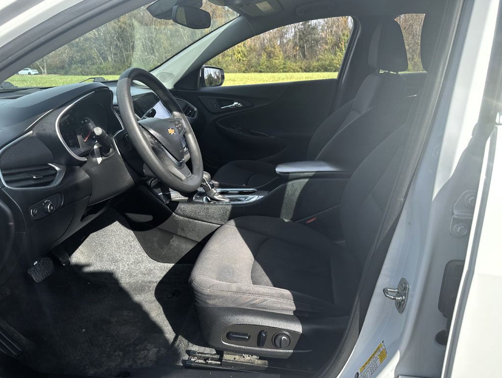 2021 Chevrolet Malibu Image 7