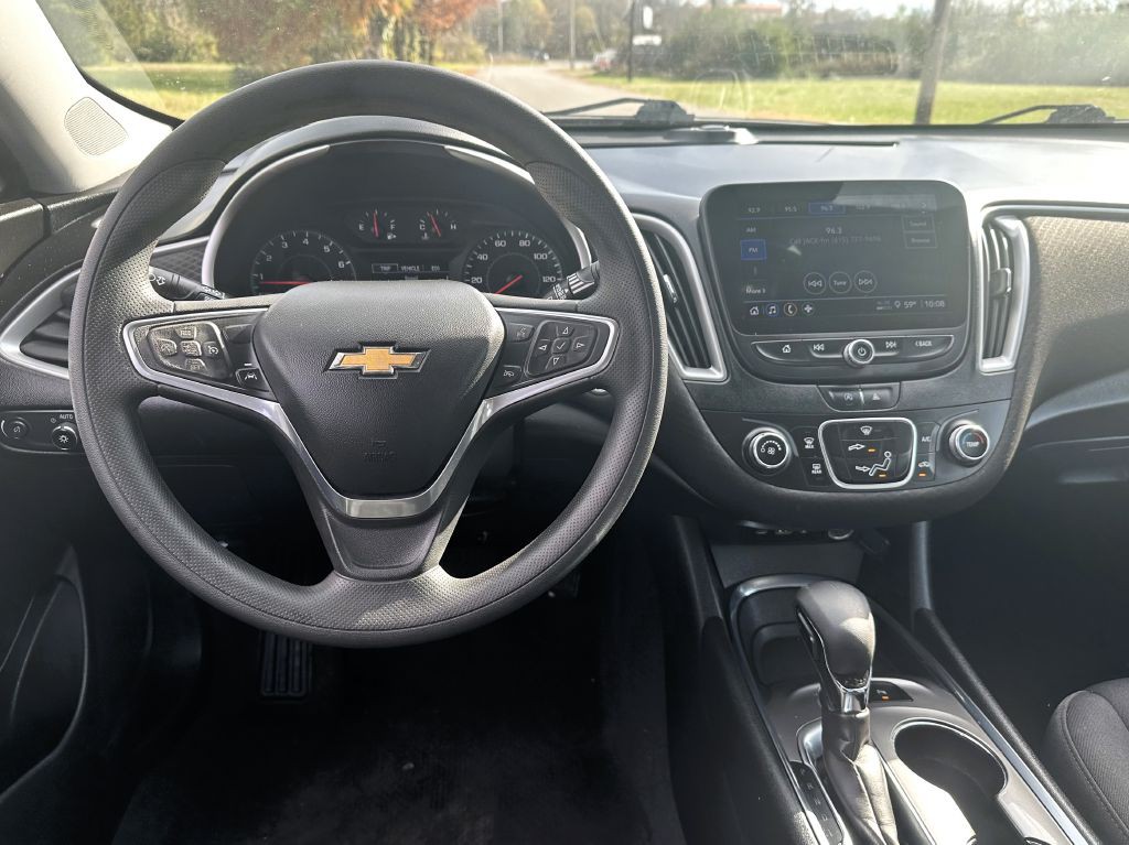 2021 Chevrolet Malibu Image 9