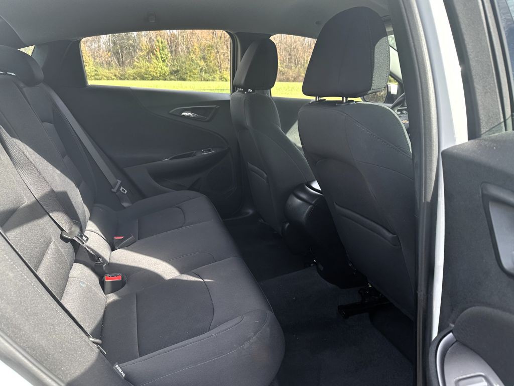 2021 Chevrolet Malibu Image 11