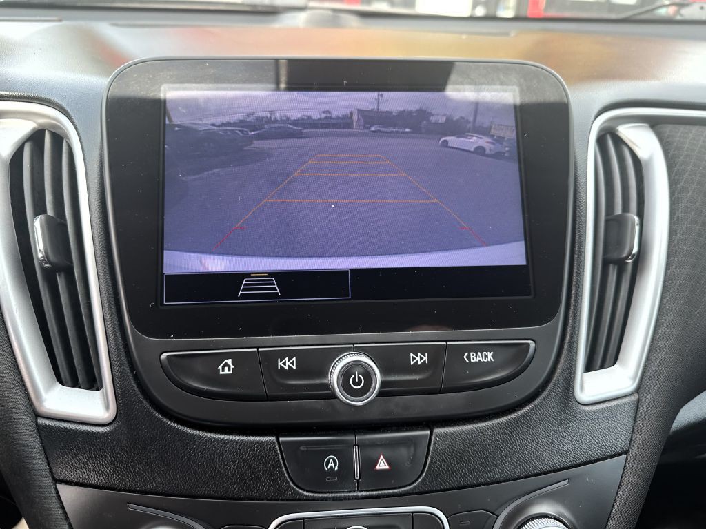 2021 Chevrolet Malibu Image 14