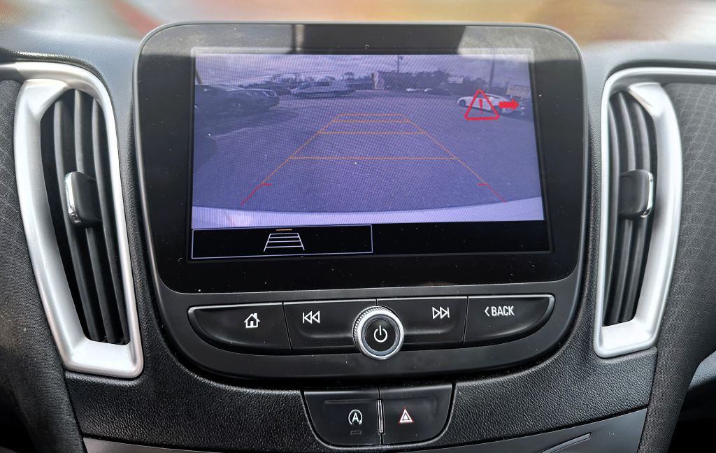 2021 Chevrolet Malibu Image 15