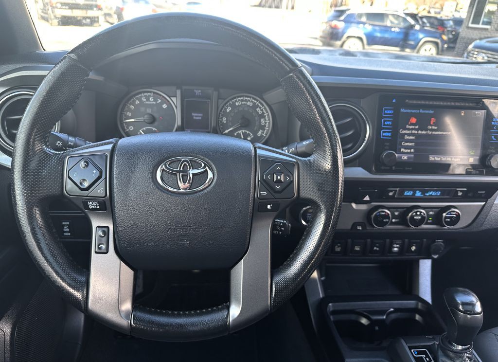 2016 Toyota Tacoma Image 5