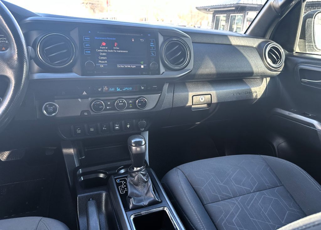 2016 Toyota Tacoma Image 6