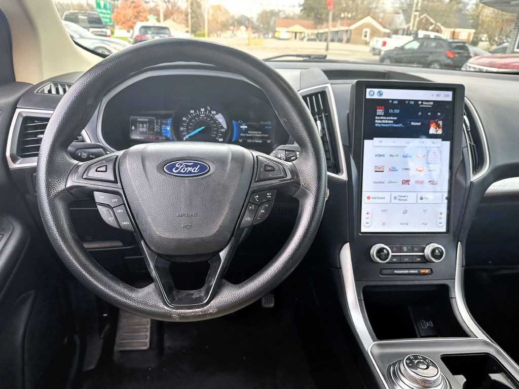 2022 Ford Edge Image 6