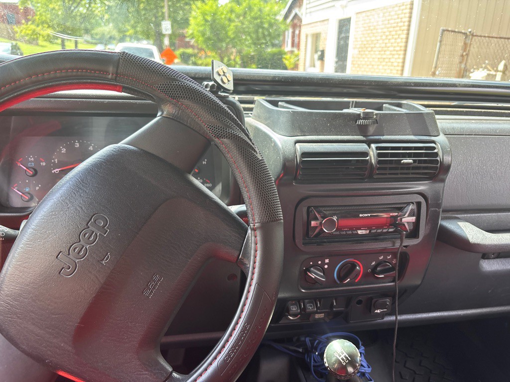 2004 Jeep Wrangler Image 10