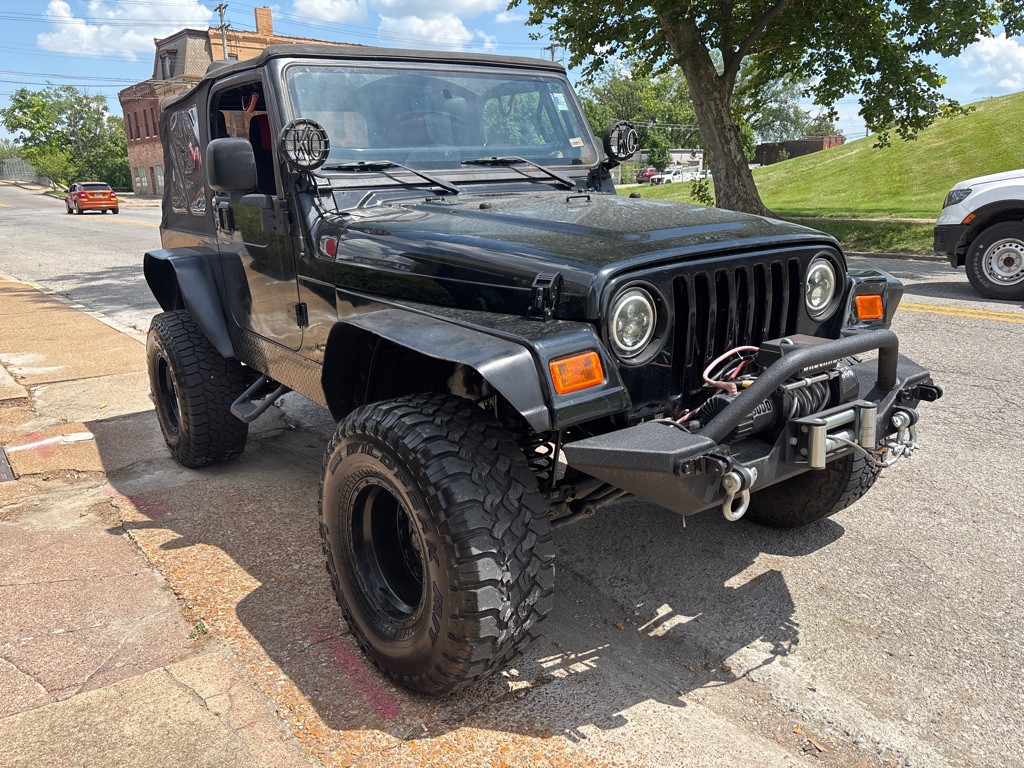 2004 Jeep Wrangler Image 1