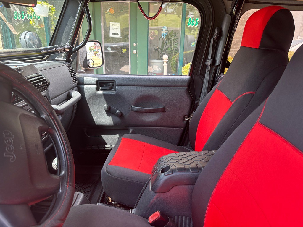 2004 Jeep Wrangler Image 5