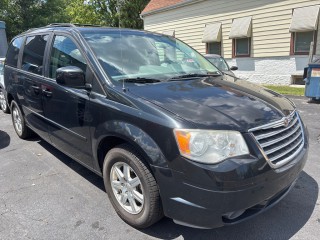 Image for 2008 Chrysler Town & Country Touring ID: 6663196