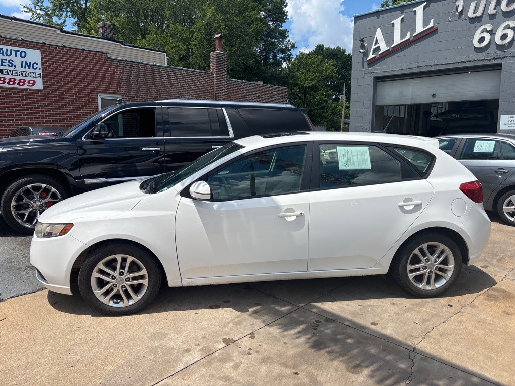 2011 Kia Forte Image 6