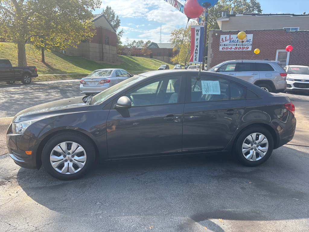 2014 Chevrolet Cruze Image 4
