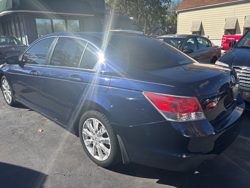 2010 Honda Accord Image 4