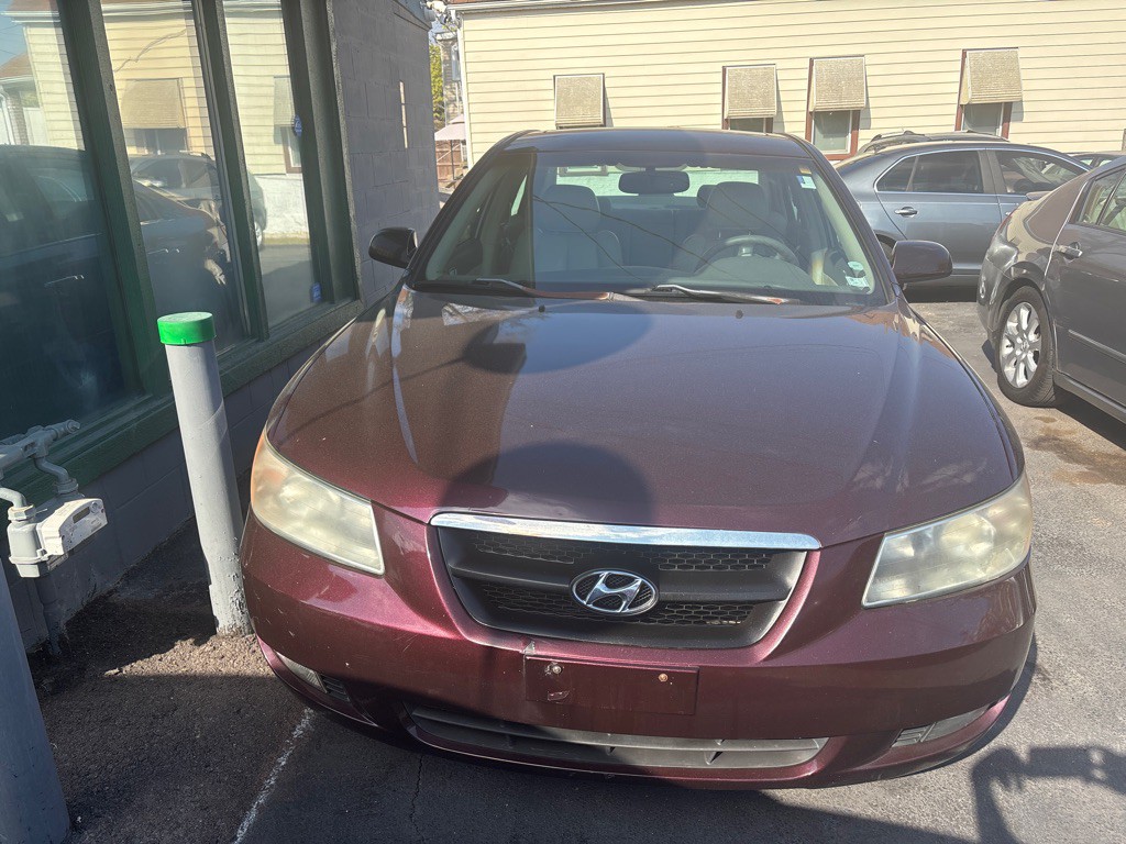 2006 Hyundai Sonata Image 2