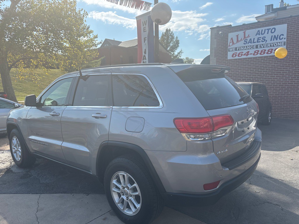 2018 Jeep Grand Cherokee Image 9