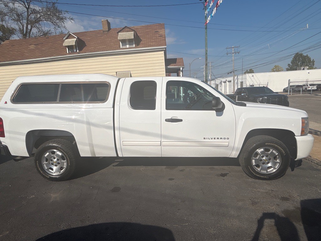2011 Chevrolet Silverado 1500 Image 4
