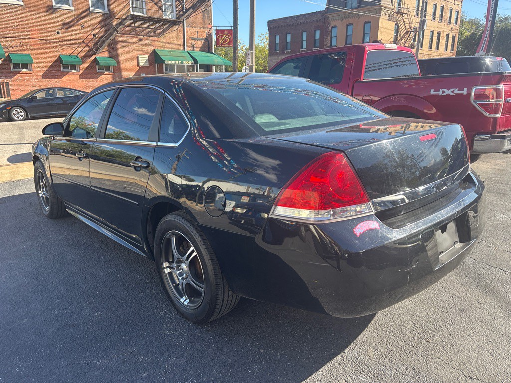 2010 Chevrolet Impala Image 7