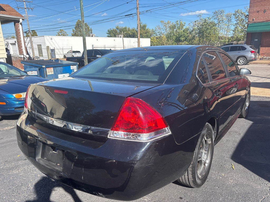 2010 Chevrolet Impala Image 9