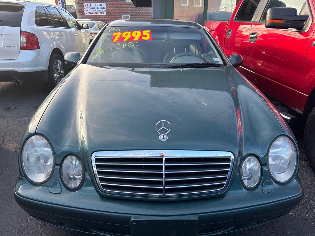 1998 Mercedes-Benz CLK-Class Image 2