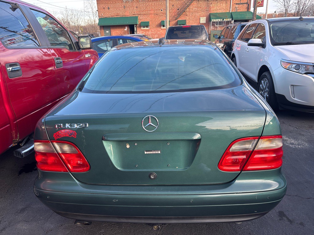 1998 Mercedes-Benz CLK-Class Image 5