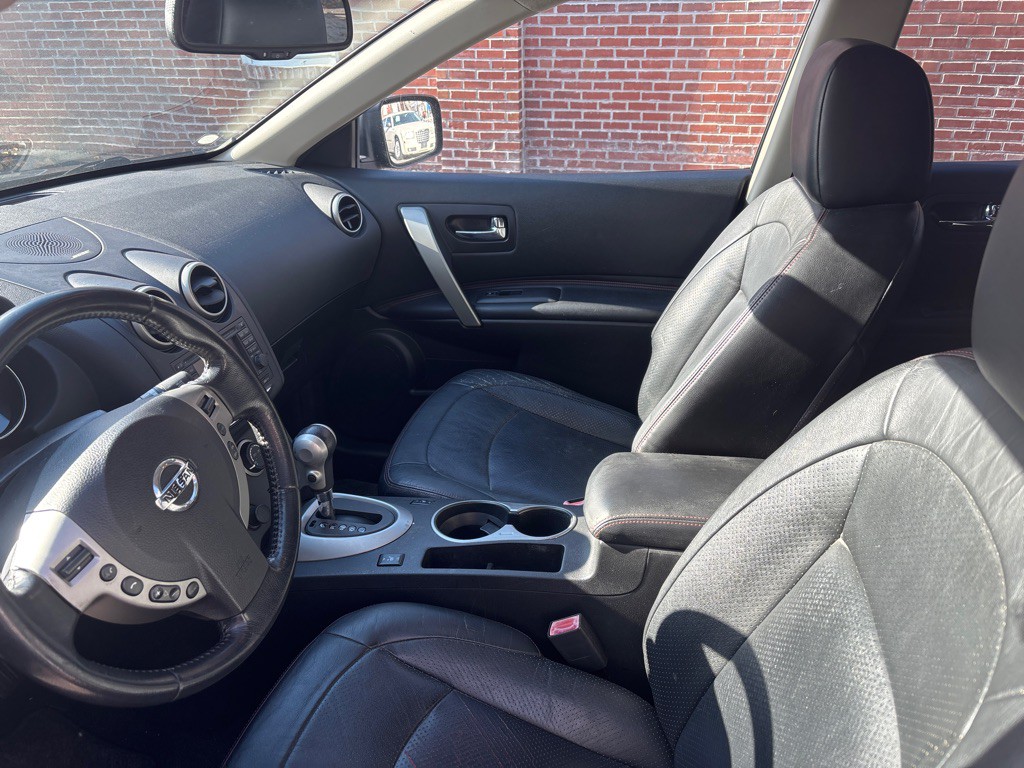 2011 Nissan Rogue Image 5