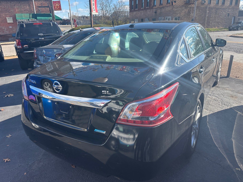 2013 Nissan Altima Image 6