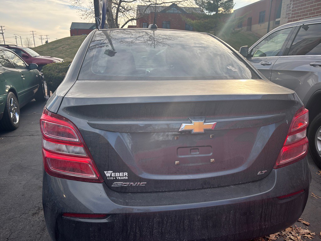 2017 Chevrolet Sonic Image 8