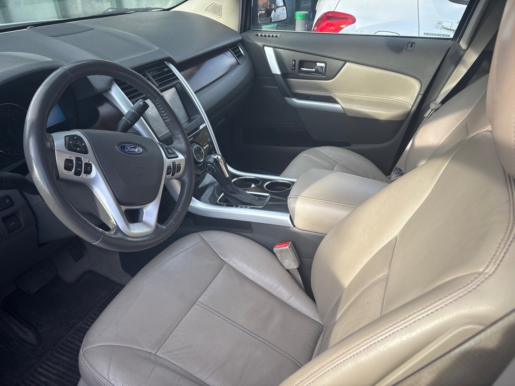 2011 Ford Edge Image 5