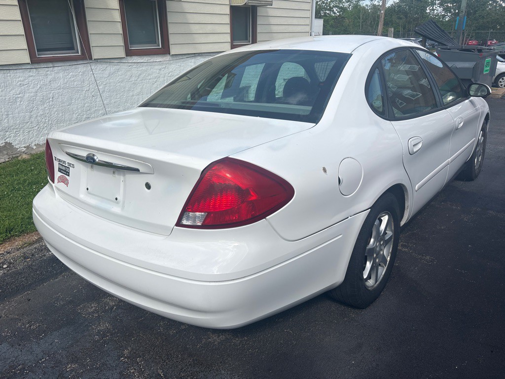 2003 Ford Taurus Image 6