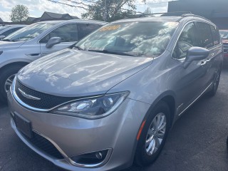Image for 2017 Chrysler Pacifica Touring L ID: 7310728