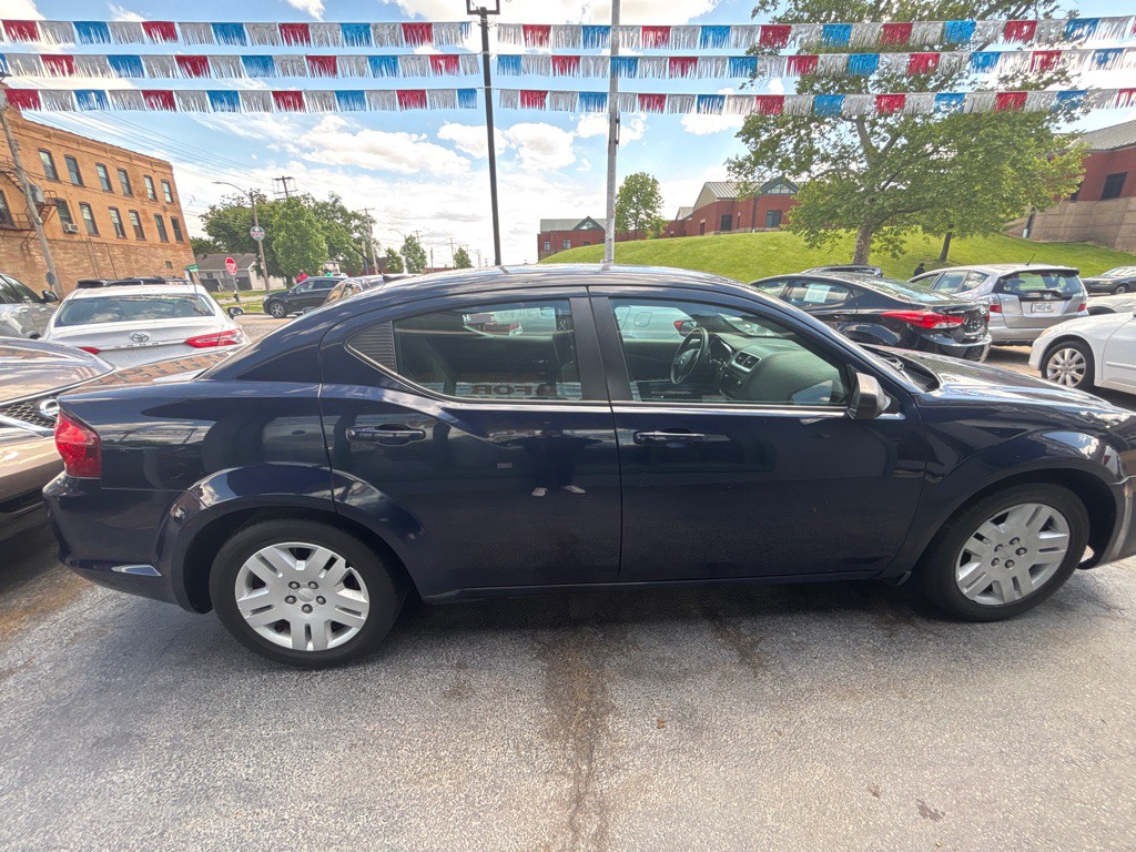 2014 Dodge Avenger Image 7