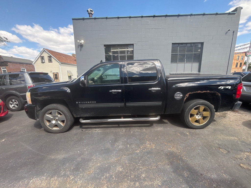 2009 Chevrolet Silverado 1500 Image 2