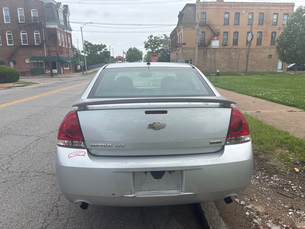 2012 Chevrolet Impala Image 6